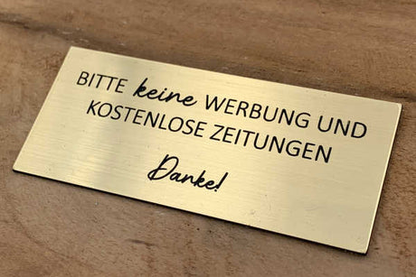 Schilder für Briefkasten - Bitte keine Werbung - Kunststoff - Messing-Look