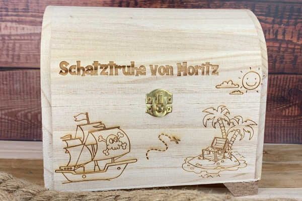 Personalisierte Spardose Schatztruhe Holz mit deiner Wunschgravur