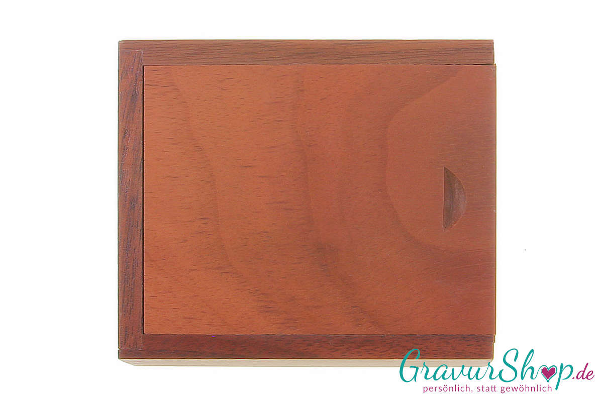 USB Stick 04 16GB Walnuss mit Gravur Etui