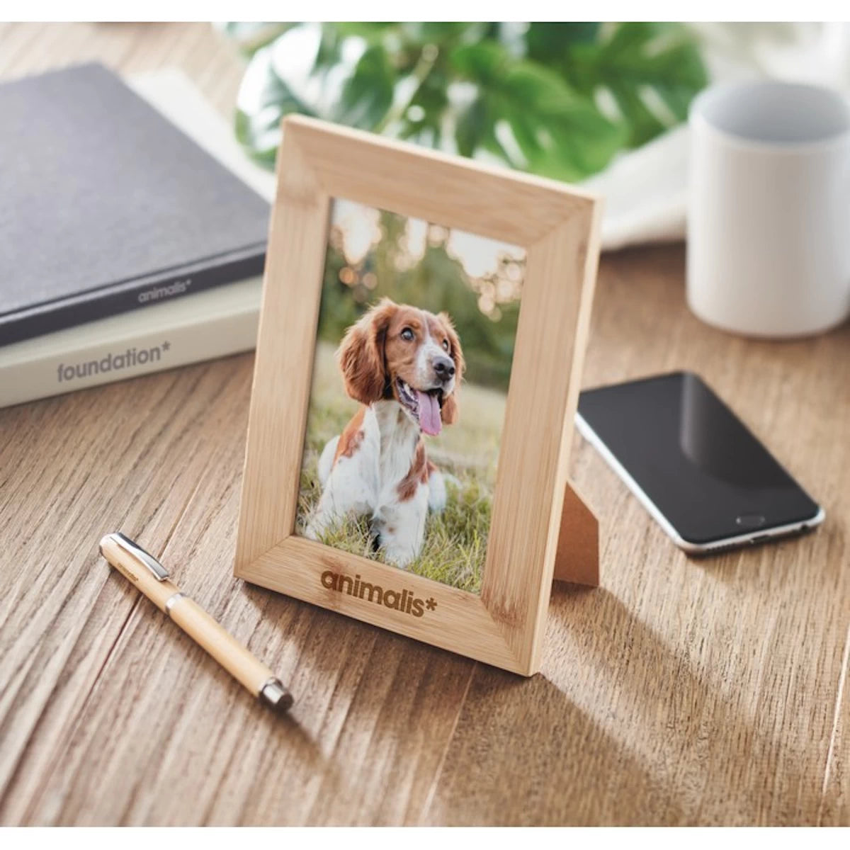 Personalisierter Bilderrahmen aus Bambus mit Wunschgravur – 10 x 15 cm