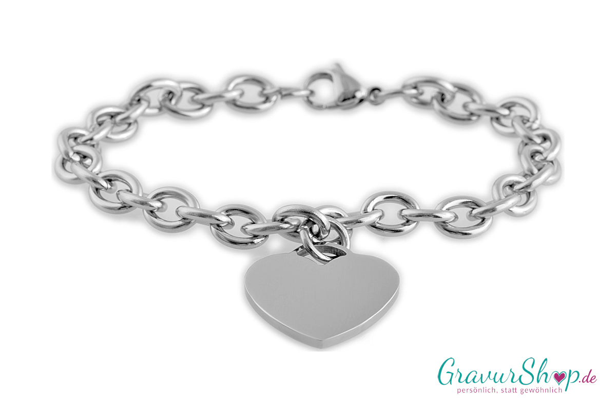 Charm-Armband 04 aus allergiefreiem Edelstahl mit poliertem Herz (24 × 24 mm), bis 22 cm einstellbar – mit Namensgravur