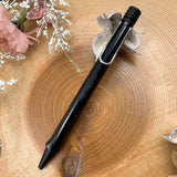 lamy-safari-kugelschreiber-personalisiert-gravur-namen-muster