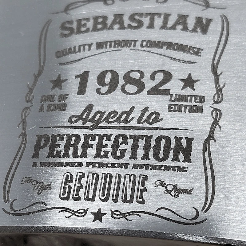 Flachmann zum Geburtstag | Aged to Perfection mit Name + Geburtsjahr | kostenlose Gravur