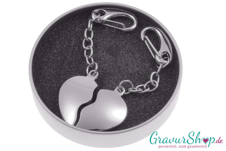 Partner-Schlüsselanhänger 45 als teilbares Herz aus massivem Metall, hochglanzpoliert, in Metall-Geschenkbox – inkl. Gravur