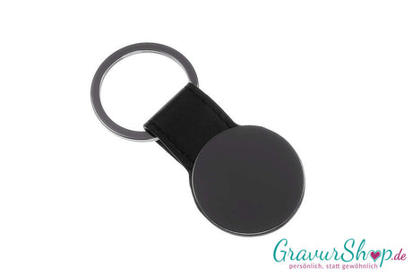 Dunkel eloxierter Schlüsselanhänger 47 mit Kunstleder, ca. 77 × 35 mm – mit Wunschgravur personalisierbar