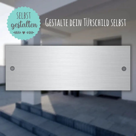 Aluminium Türschild in den Maßen 140x50 mit Bohrung und Individueller Gravur - Gravurshop