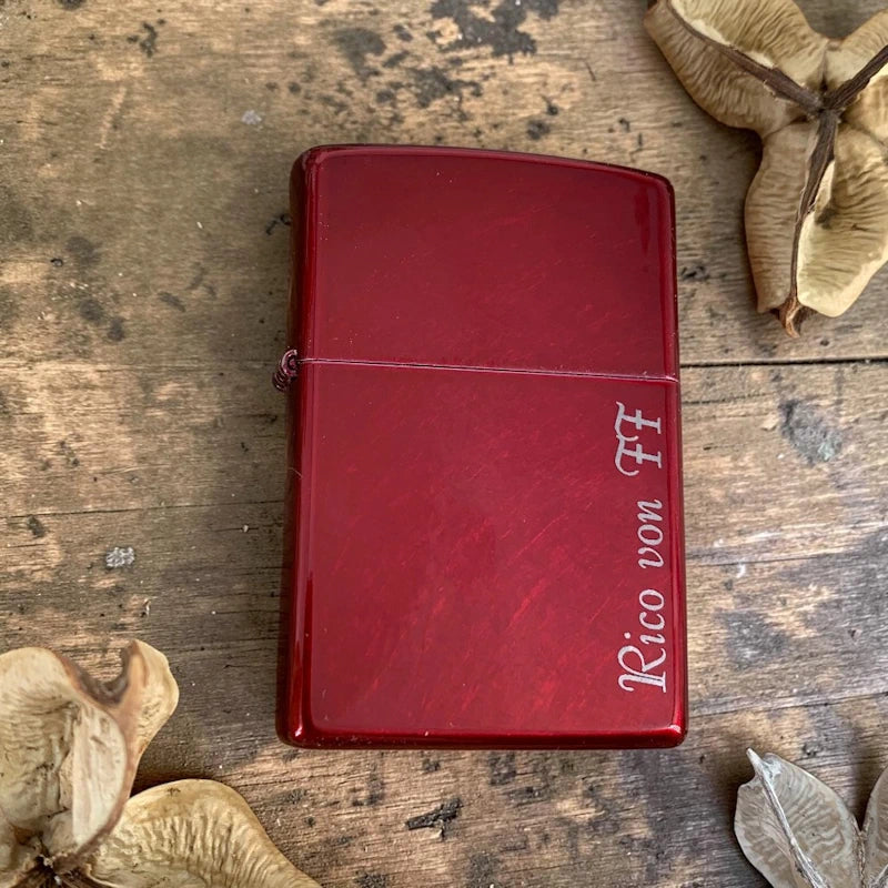 Zippo mit Gravur - Candy Apple Red