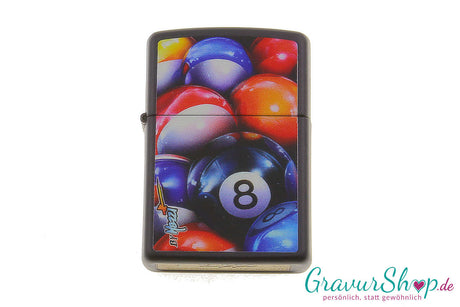 Schwarzes Zippo Mazzi Eightball für Billardspieler – personalisiert mit deinem Namen